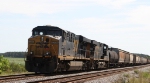 CSX 5206 is on the point of Q401 in the siding